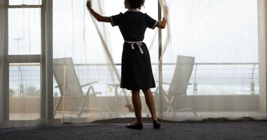 خدمة استقدام شغالات وخادمات من كينيا في السعودية